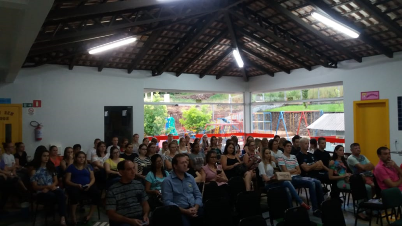 CURRÍCULO E EDUCAÇÃO INTEGRAL NA PRÁTICA FOI O TEMA DE ABERTURA DO ANO LETIVO DE 2019 NA REDE MUNICIPAL.